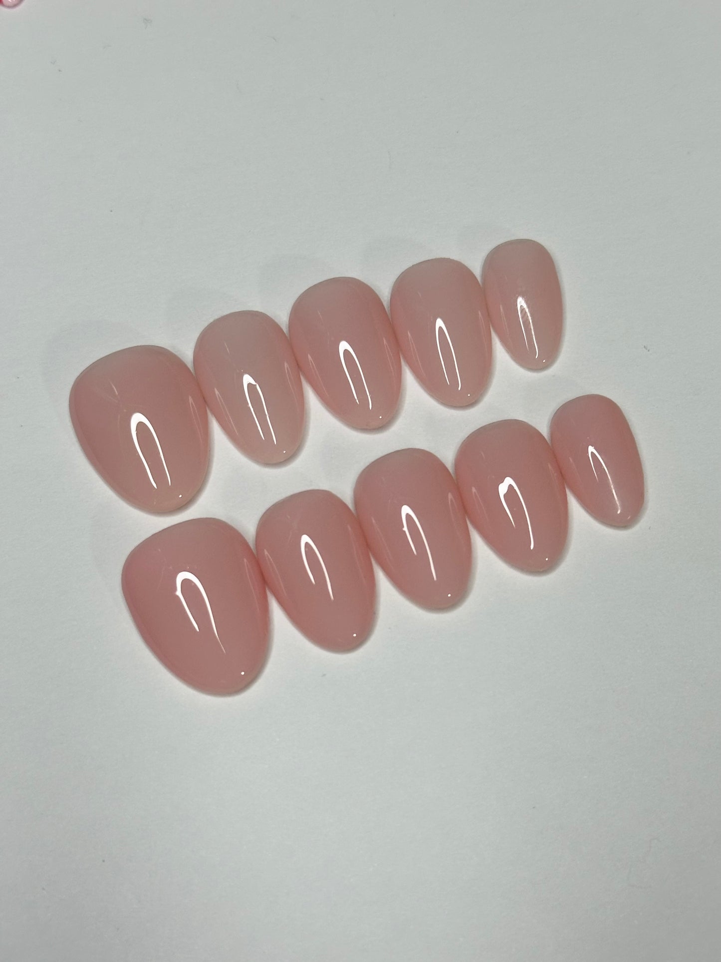Press on nails